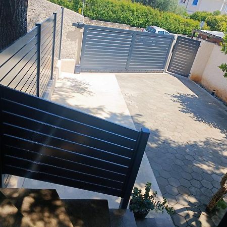 Apartment Danijela I Pula Zewnętrze zdjęcie