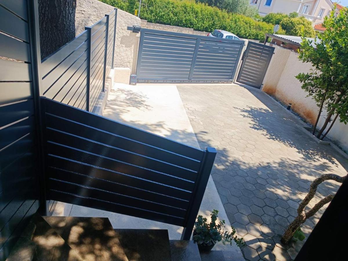 Apartment Danijela I Pula Zewnętrze zdjęcie