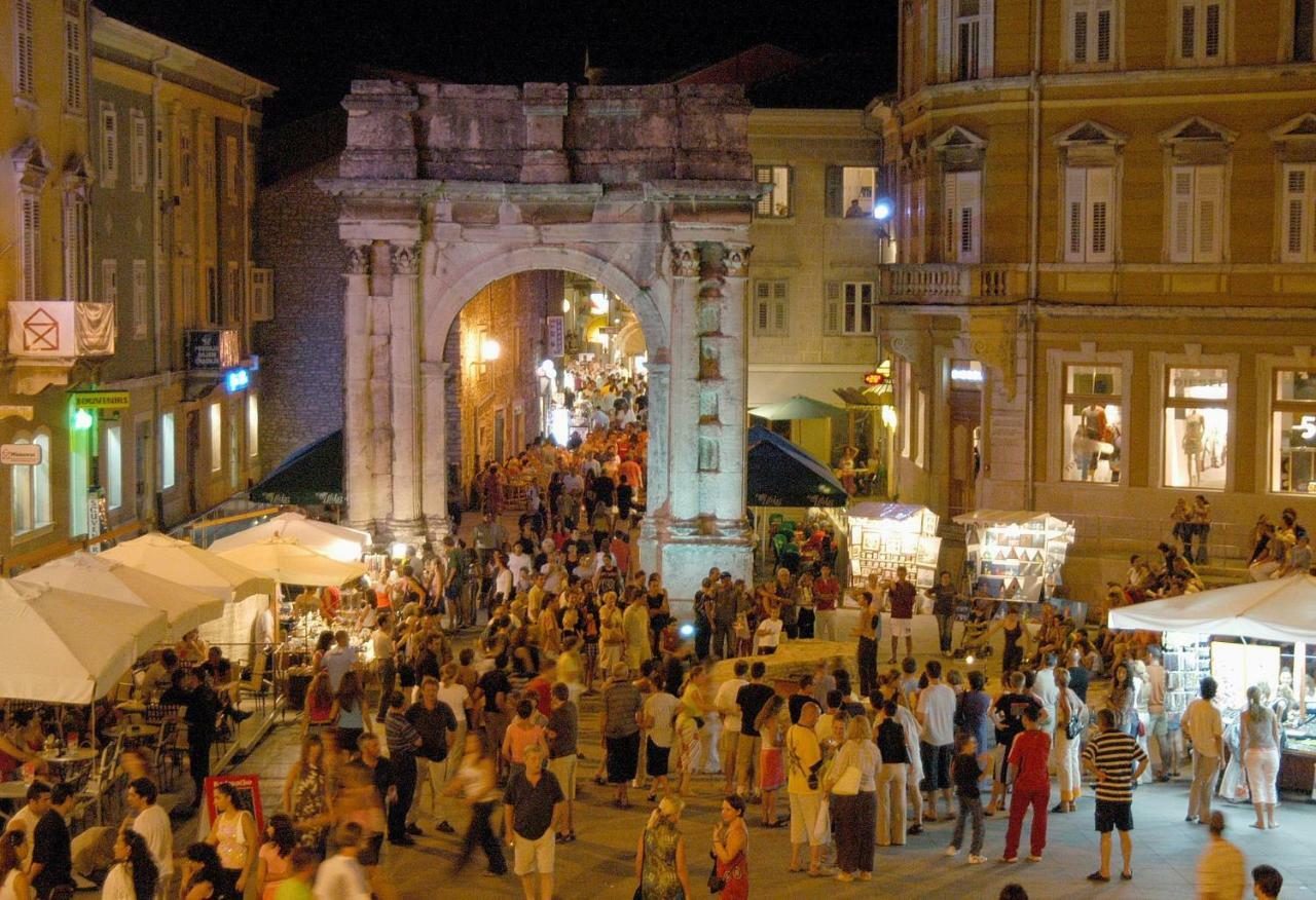 Apartment Danijela I Pula Zewnętrze zdjęcie