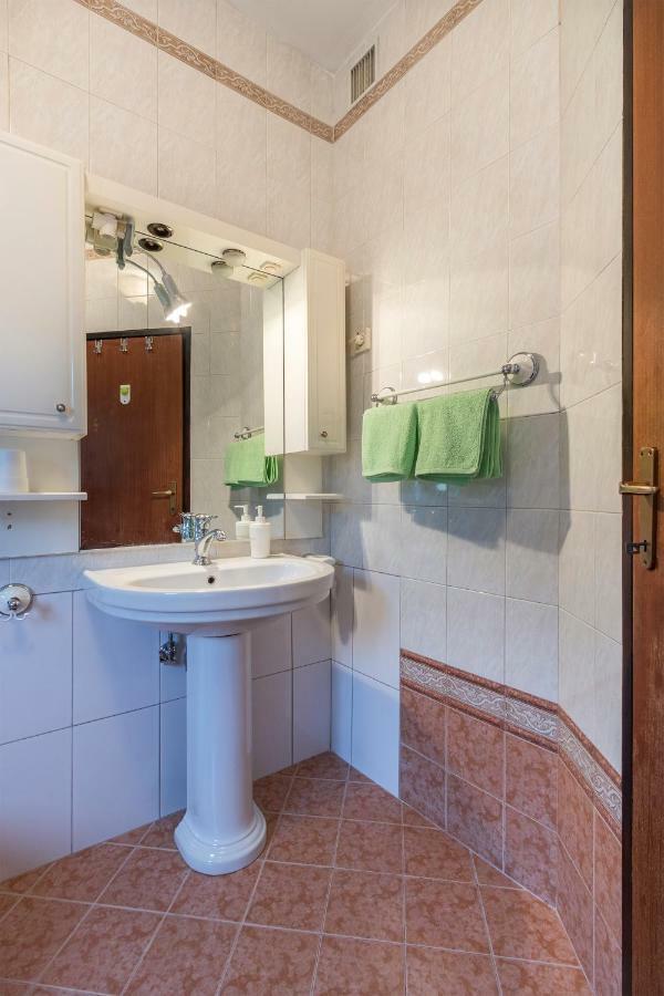 Apartment Danijela I Pula Zewnętrze zdjęcie