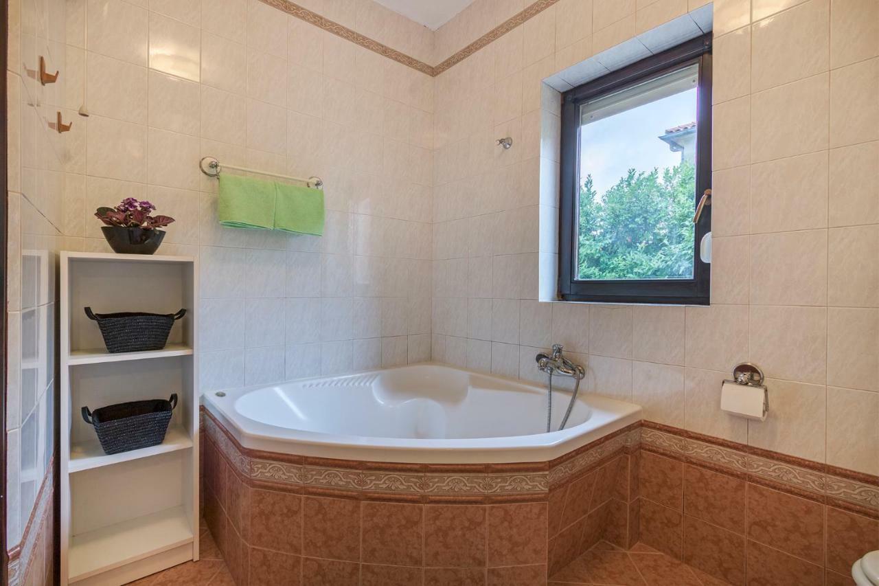 Apartment Danijela I Pula Zewnętrze zdjęcie