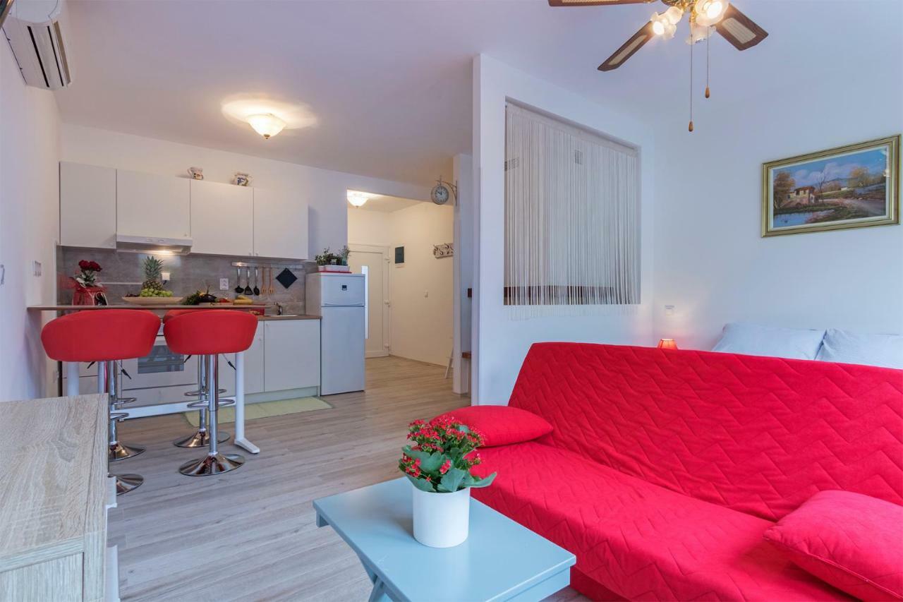 Apartment Danijela I Pula Zewnętrze zdjęcie